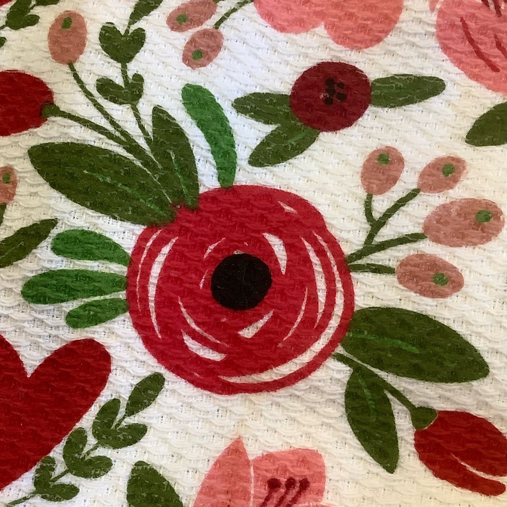 Valentine's Day Hearts Floral Colordrift Kitchen Towels NWT set of 2 cotton - Picture 7 of 16